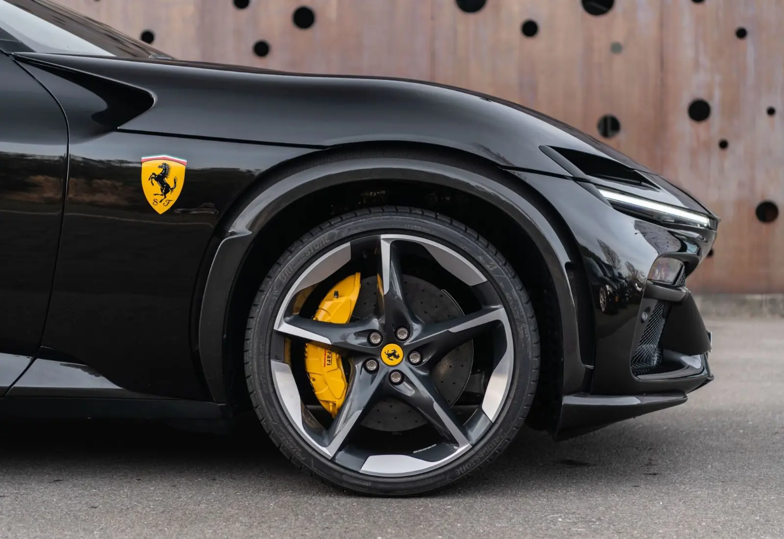 Ferrari Purosangue V12 * FULL CARBON * PANO * LIFT * VENT - 136794