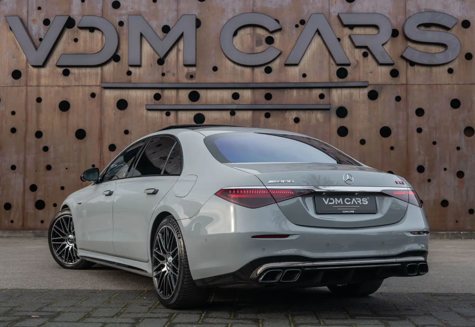 Mercedes-Benz S 63 AMG S E-Perf. 4M+ L Ed. 1 * KERAMIK * REAR-ENT - 130028