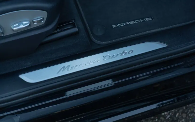 Porsche Macan Turbo * Approved * 1e Hand * Winter + Sommer - 122514