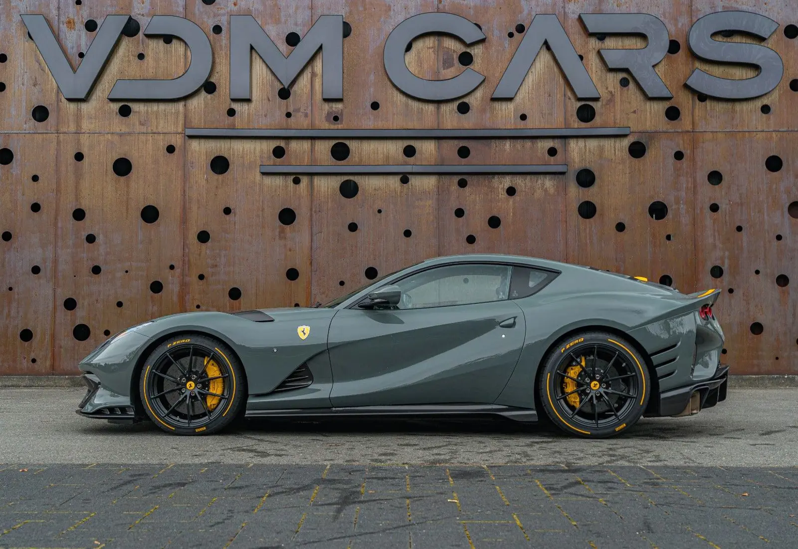 Ferrari 812 Competizione * 1 of 8 color ! * GRIGIO MEDIO *  - 137918