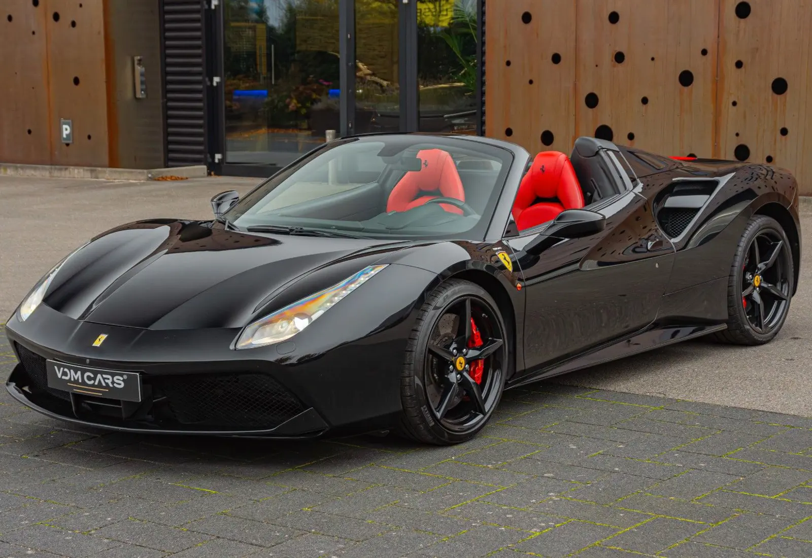 Ferrari 488 Spider * NEW SERVICE * NEW POWER * CAMERA * LEATHER - 96897