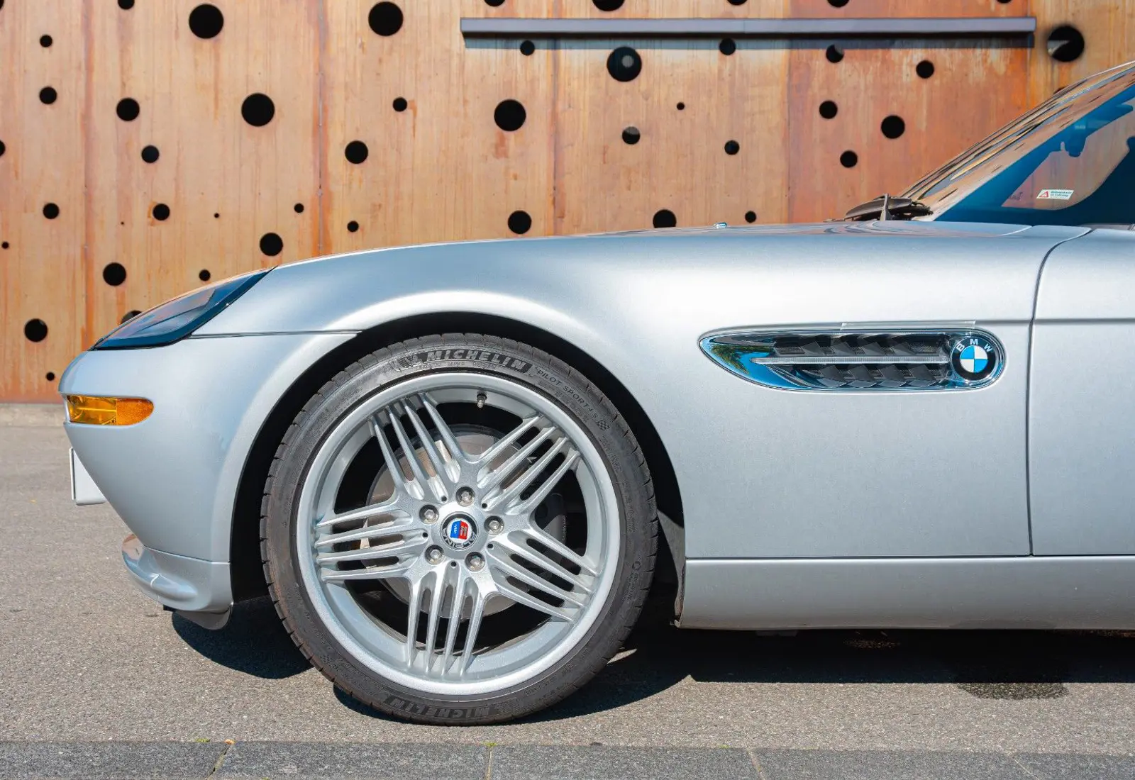 BMW Z8 ALPINA Roadster * NR.208/555 * SAMMLERSTÜCK * HEFT - 59463