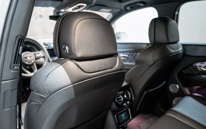 Bentley Bentayga 3.0 Hybrid 4WD * FIRST EDITION * NAIM *  - 165034