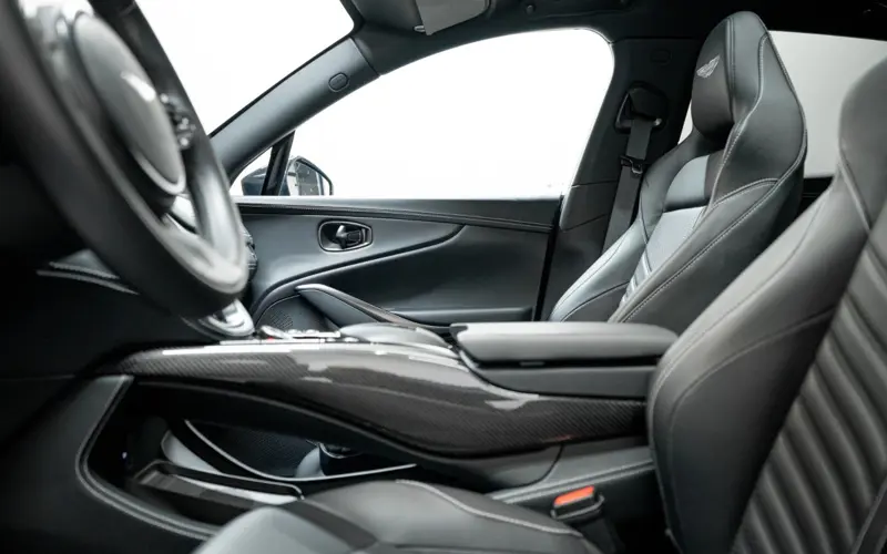 Aston Martin DBX 707 * Carbon * Sitzbelüftung * ACC * 360 * DesignPack - 165731