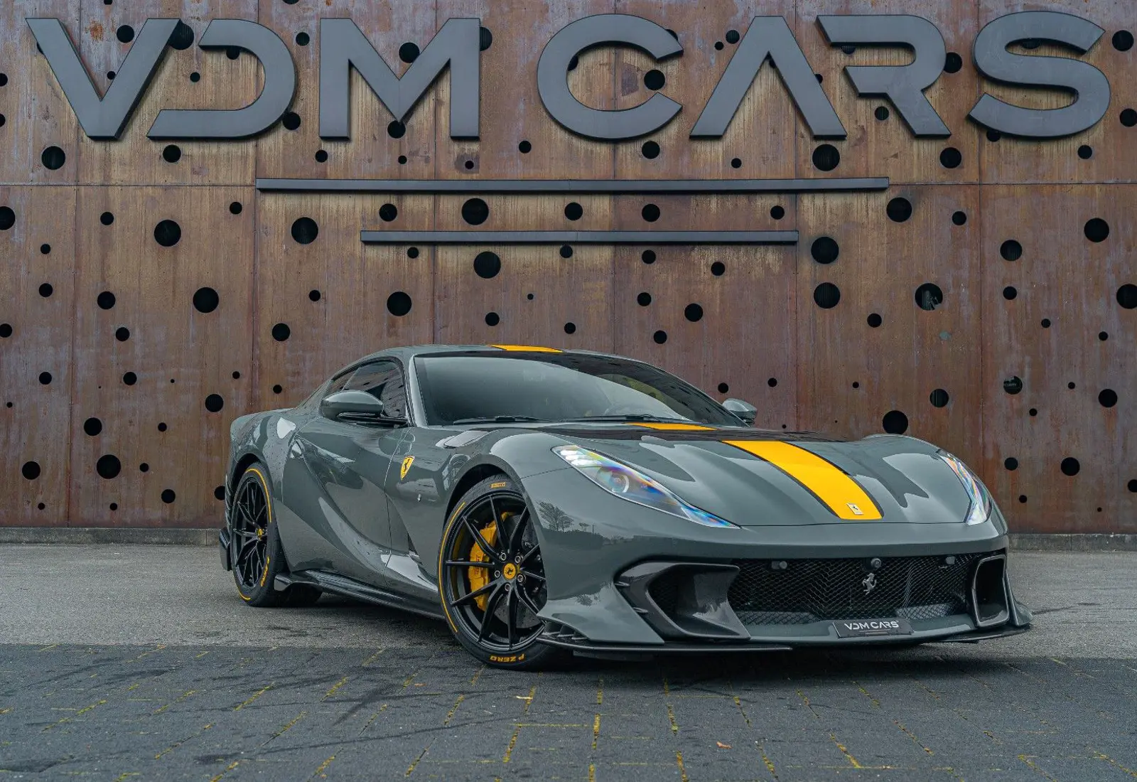 Ferrari 812 Competizione * 1 of 8 color ! * GRIGIO MEDIO *  - 137913