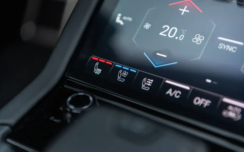 Lamborghini Urus SE * KERES MATTE * SONUS * MAINTENANCE PACK * 23" *  - 127991