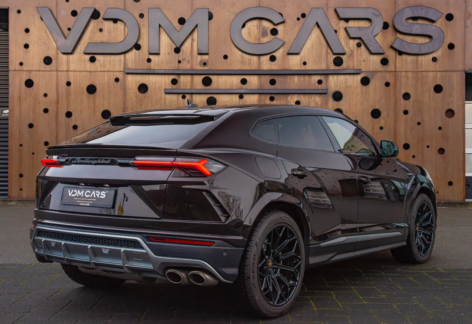 Lamborghini Urus * NERO GRANATUS * MASSAGE * ADAS * 360 * B&amp;O * SOFTCLO - 78238