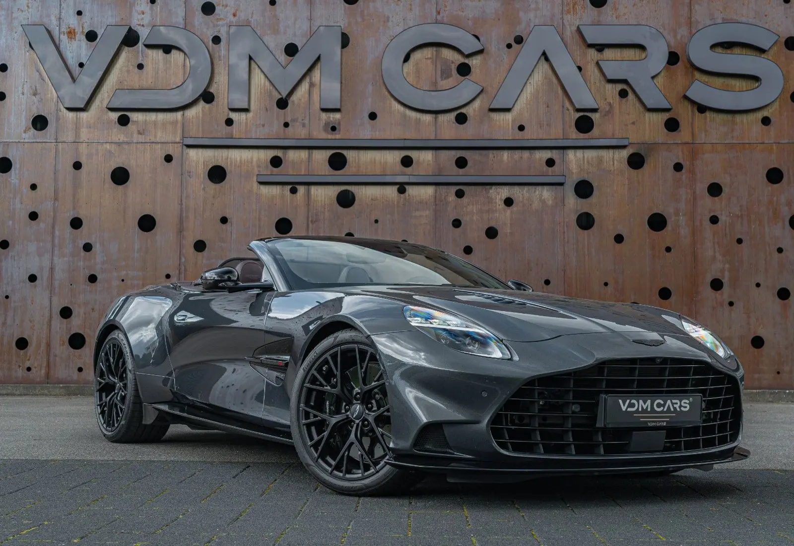 Aston Martin Vanquish Volante * Bowers &amp; Wilkins * Black-Pack *  - 145368