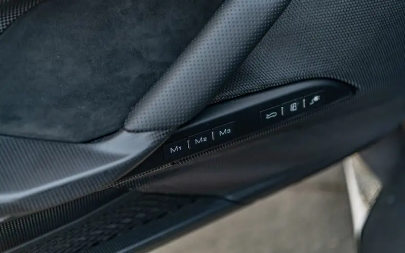 Ferrari 296 GTB NOVITEC N-LARGO * Assetto Fiorano * 1 / 15 *  - 122350