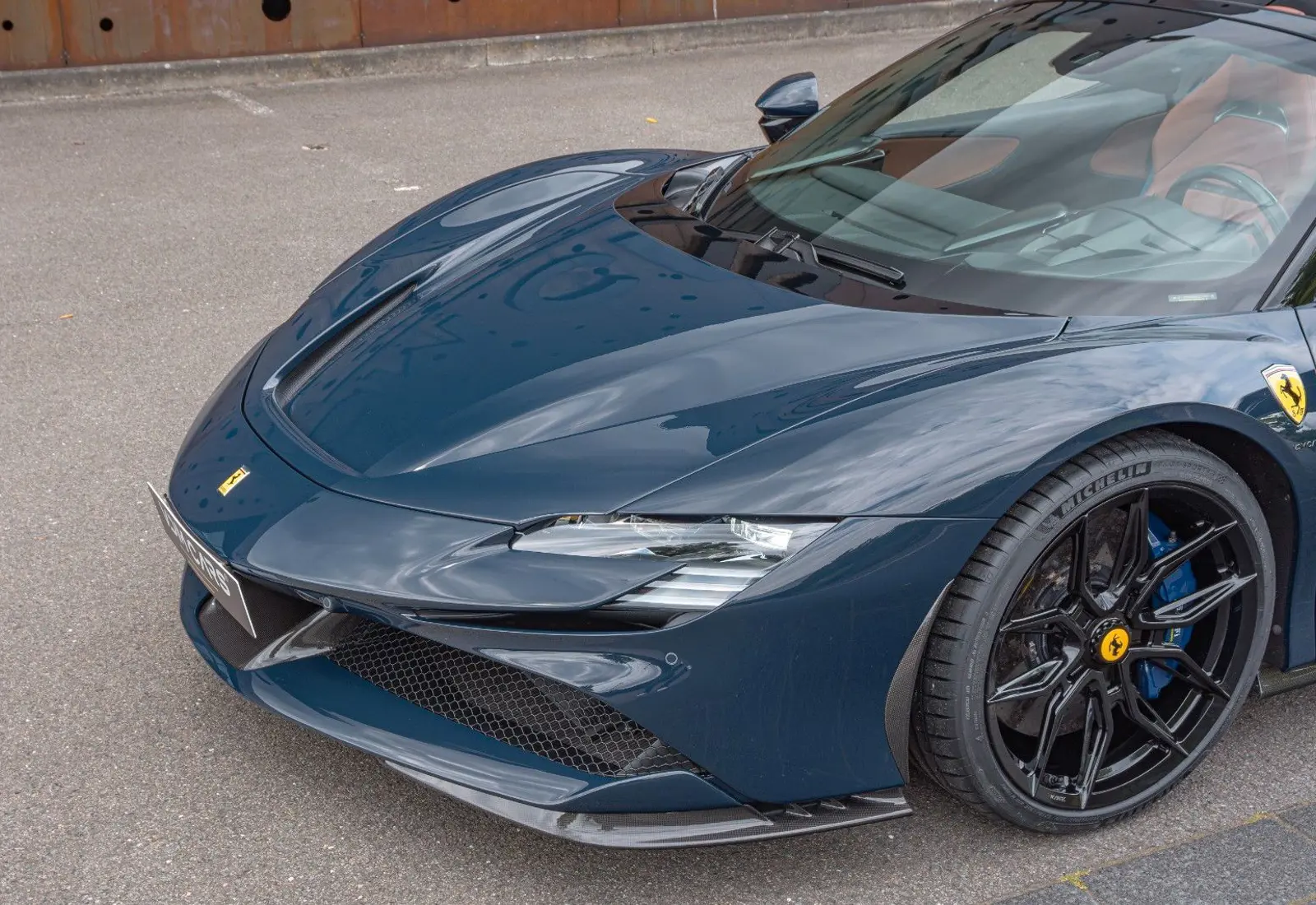 Ferrari SF90 Spider * CARBON(12x) * CARPLAY * LIFT * TWO-TONE *  - 110867
