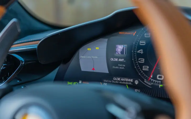 Ferrari 296 GTB * 1.HAND * CARBON * CARBON FELGEN * LIFT *  - 121322