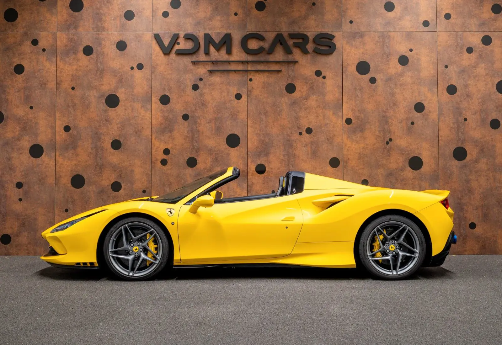 Ferrari F8 Spider * LIFT * AFS1 * CARBON * Racing Seats *  - 144758