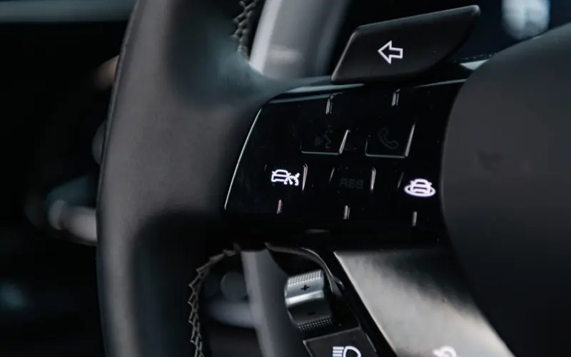 Ferrari Purosangue V12 * FULL CARBON * PANO * LIFT * VENT - 135137