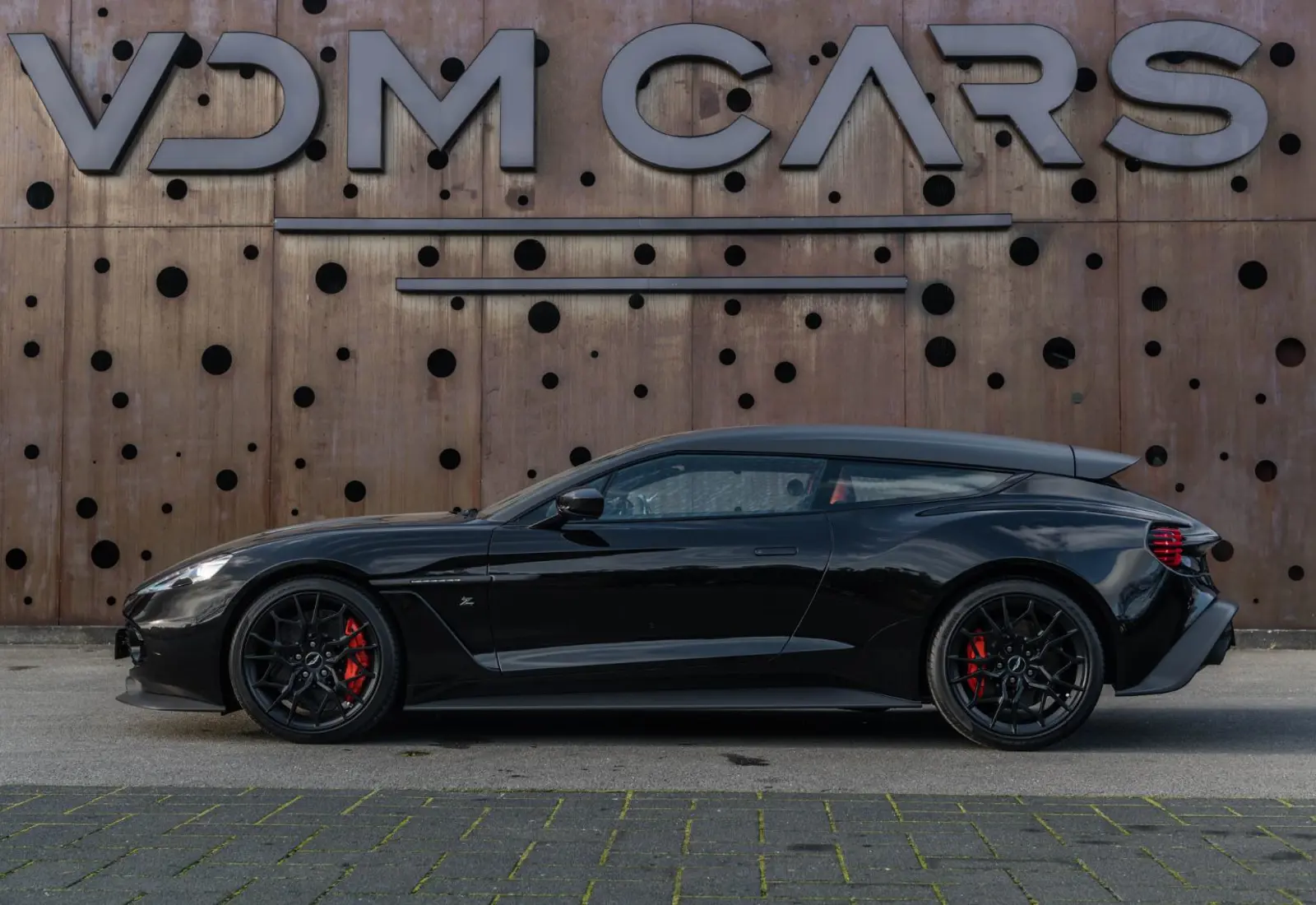 Aston Martin Vanquish Zagato Shooting Brake NEW SERVICE ! NEW - 170253