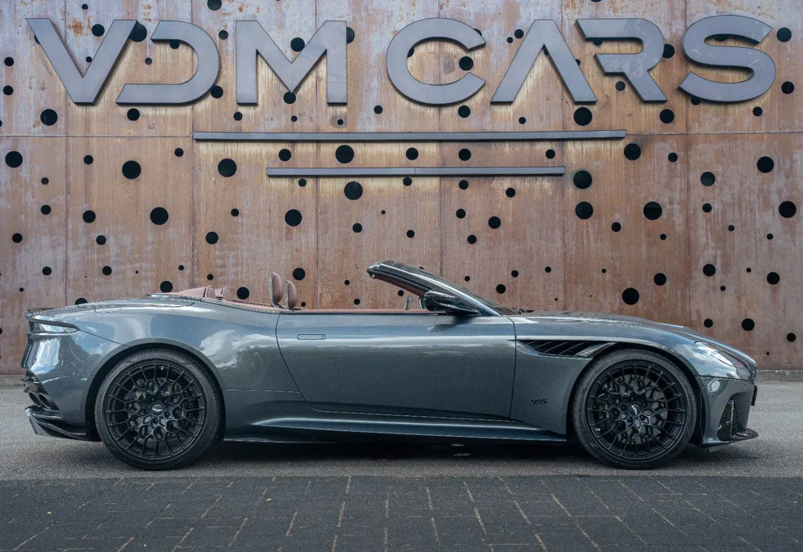 Aston Martin DBS Volante 770 Ultimate * 1/199 * Carbon * Carb.Seats - 165232