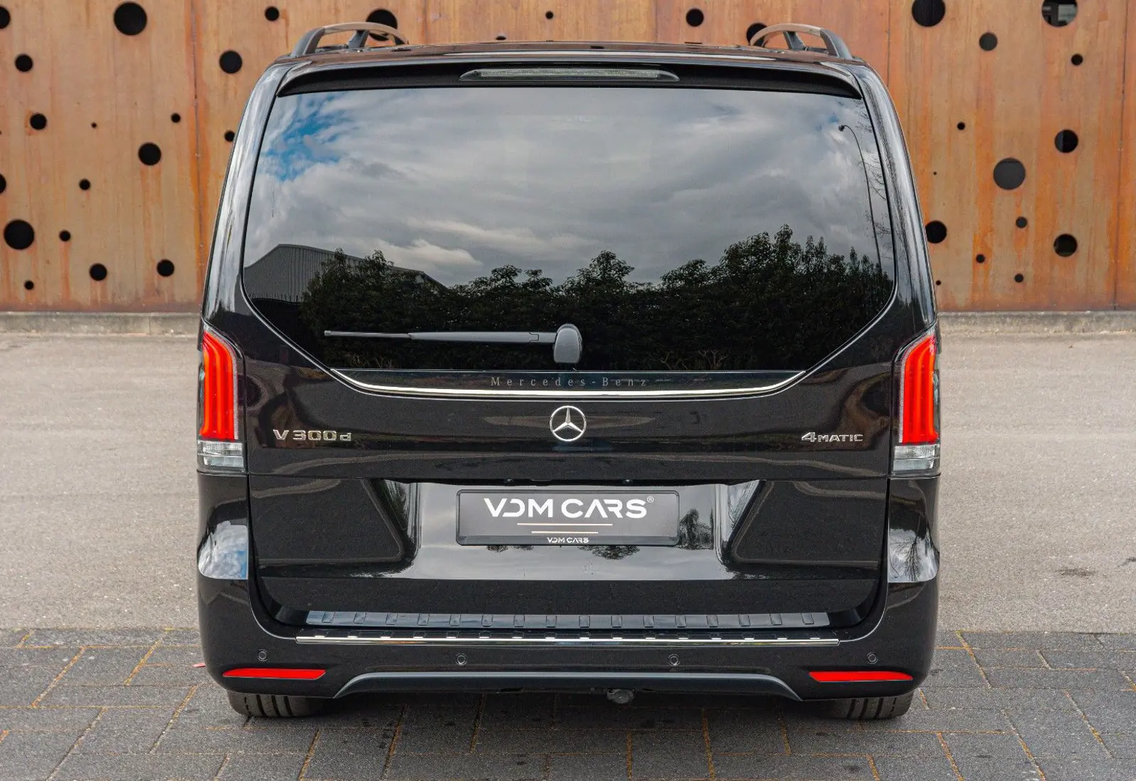 Mercedes-Benz V 300 d EXCLUSIVE L3 * NIGHT * 360 * AMG *  - 81506