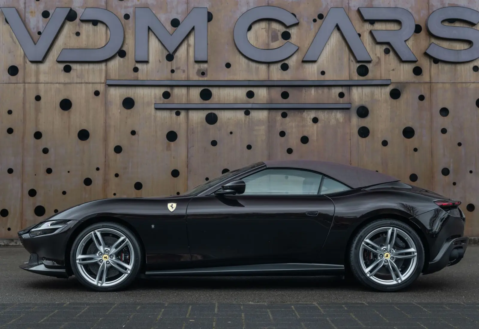 Ferrari Roma Spider * SPECIAL COLOR * ADAS * VENT * 360 * VOLL *  - 131395