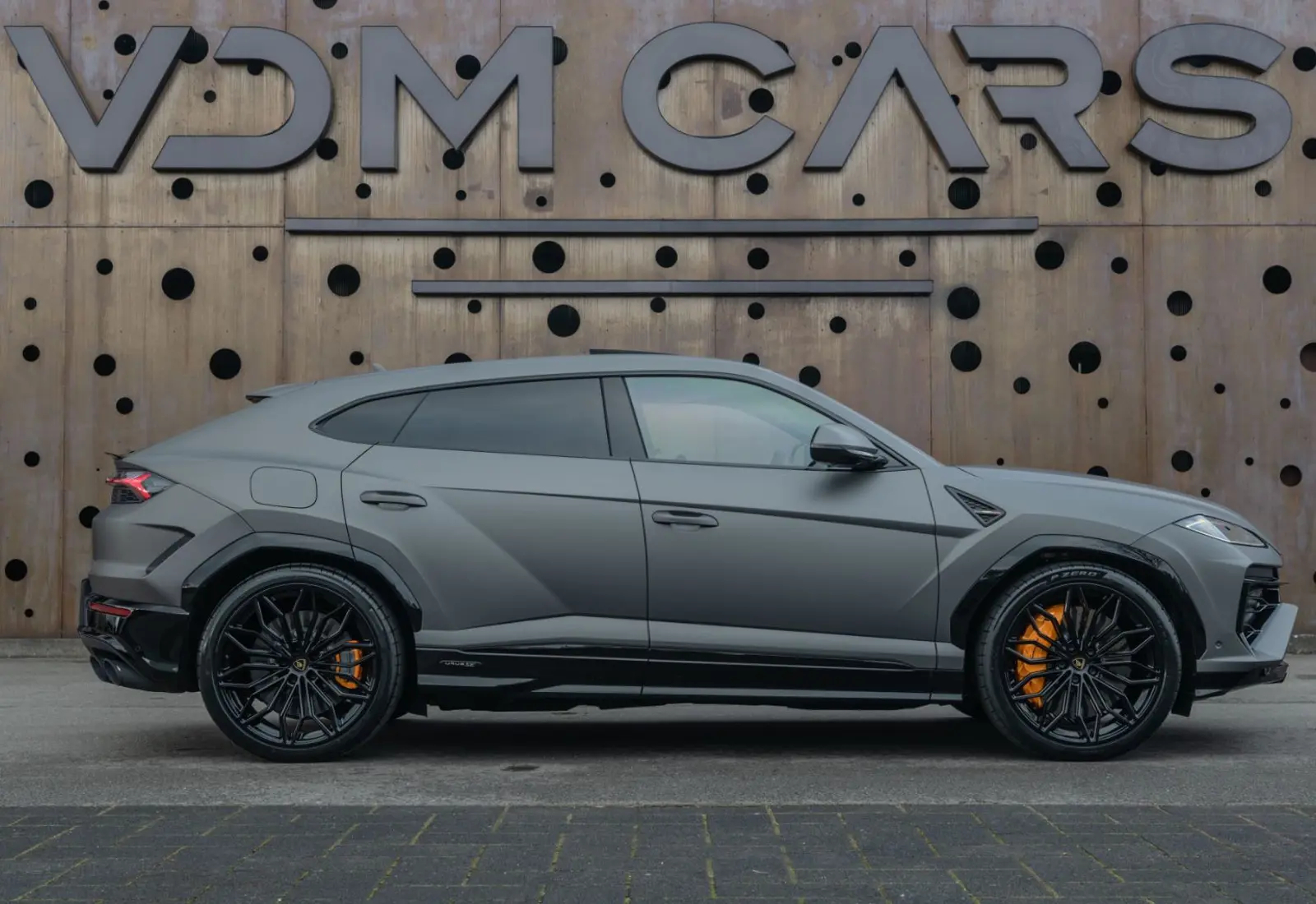 Lamborghini Urus SE * KERES MATTE * SONUS * MAINTENANCE PACK * 23" *  - 127970