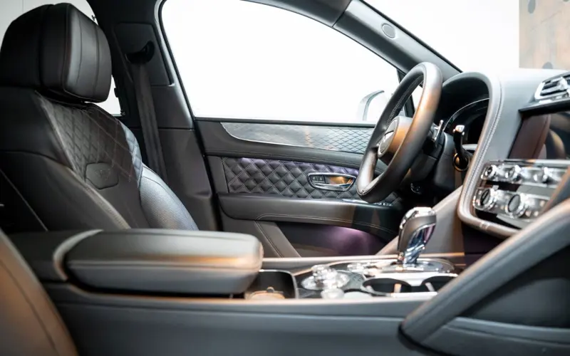Bentley Bentayga 3.0 Hybrid 4WD * FIRST EDITION * NAIM *  - 165023