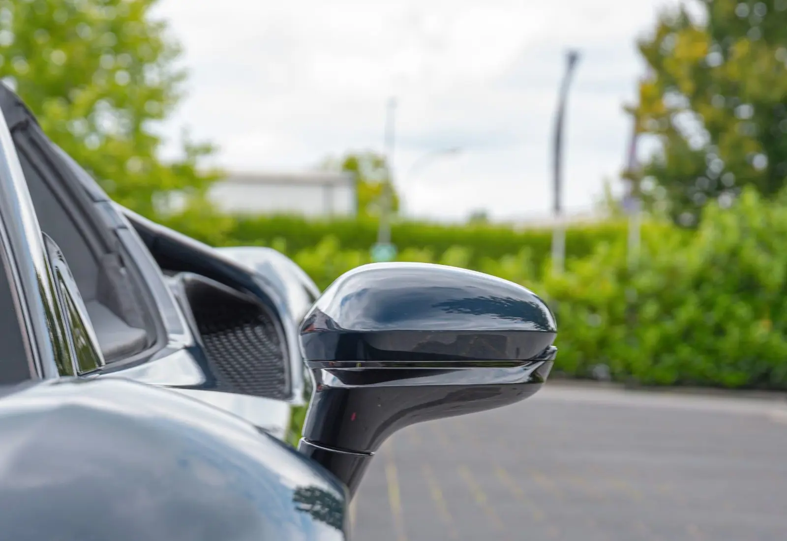 Ferrari SF90 Spider * CARBON(12x) * CARPLAY * LIFT * TWO-TONE *  - 119415