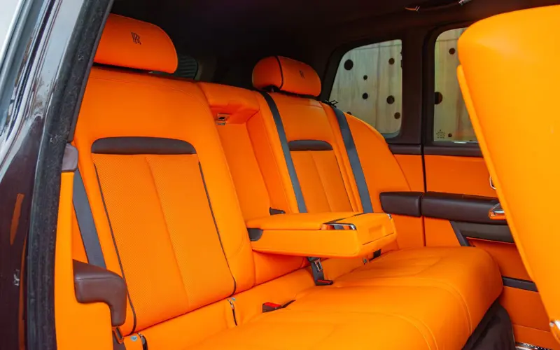 Rolls-Royce Cullinan * FOND-ENT. * VIEWING SUITE * BESPOKE * MASSAG - 96983