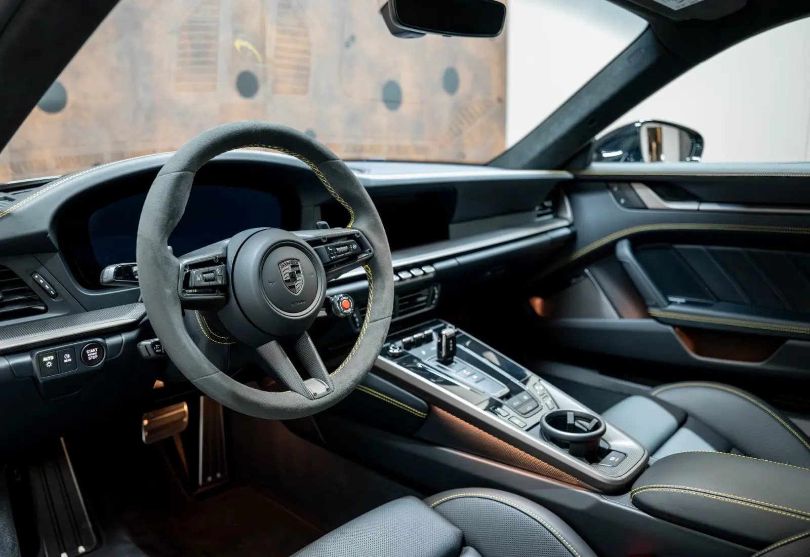 Porsche 992 Turbo S * 992.2 * MY26 * SPORTDES * CARBON EXT * SOFOR - 130390