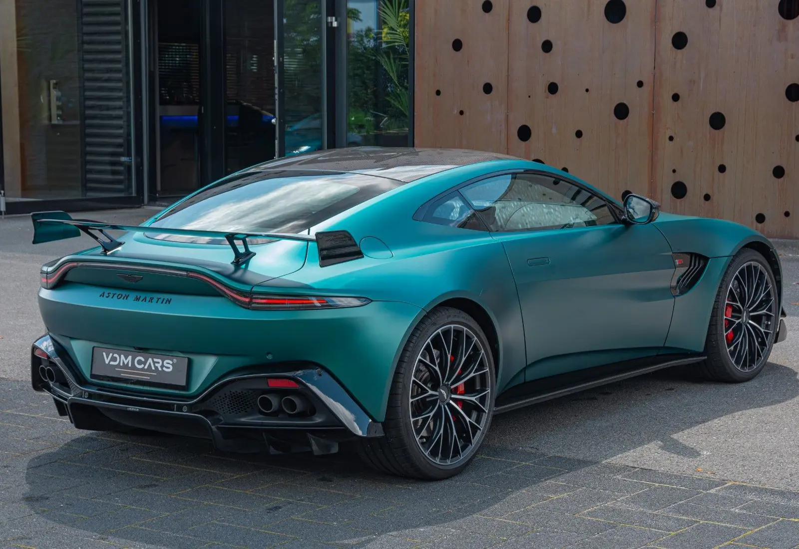 Aston Martin Vantage F1 * CARBON * AEROKIT * 360 * ELEC.SEAT - 110219