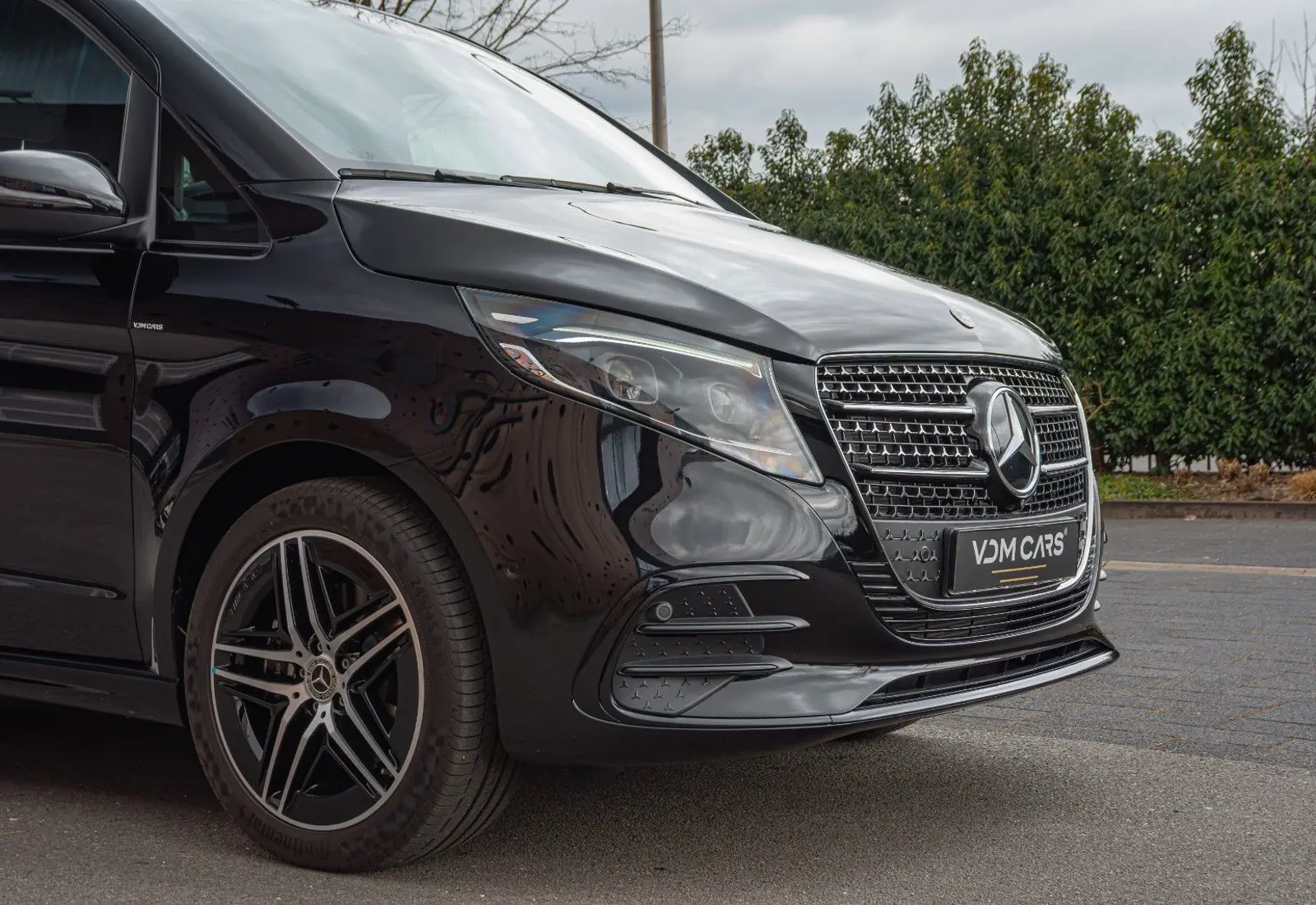 Mercedes-Benz V 300 d EXCLUSIVE L3 * NIGHT * 360 * AMG *  - 81511
