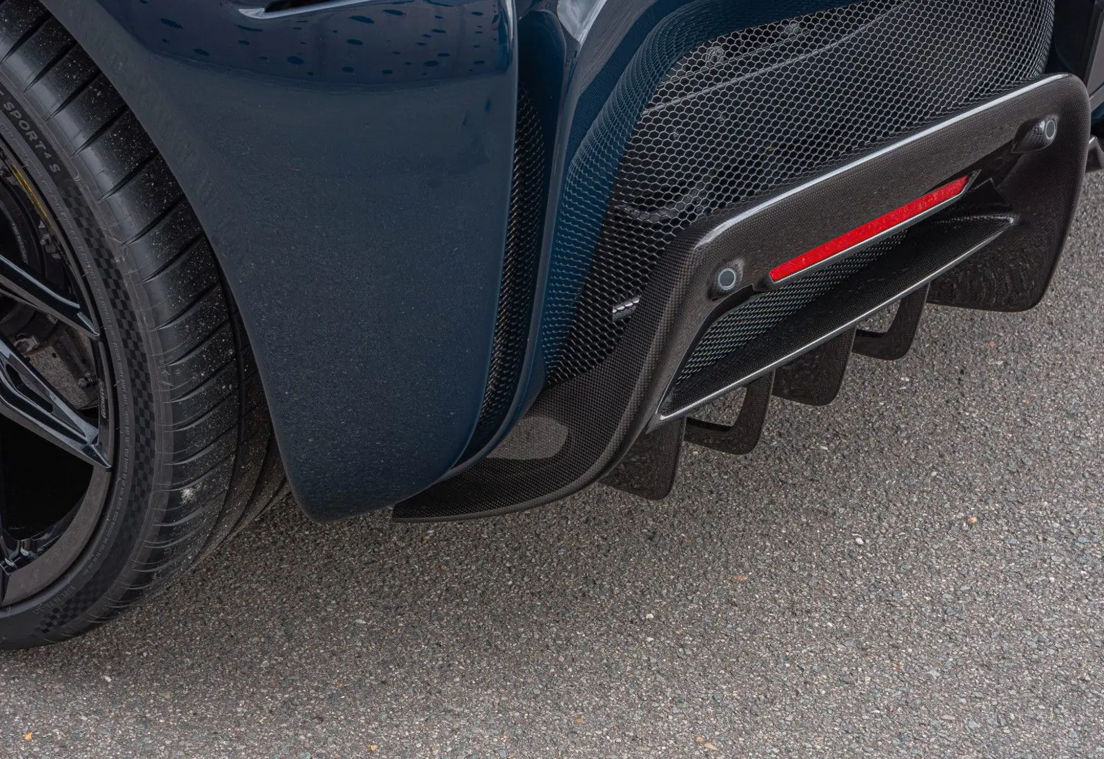 Ferrari SF90 Spider * CARBON(12x) * CARPLAY * LIFT * TWO-TONE *  - 119413