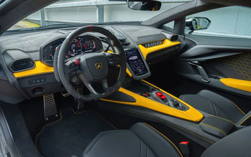 Lamborghini Revuelto 6.5 V12 * NEW CAR * AVAILABLE * BI COLOR - 145305