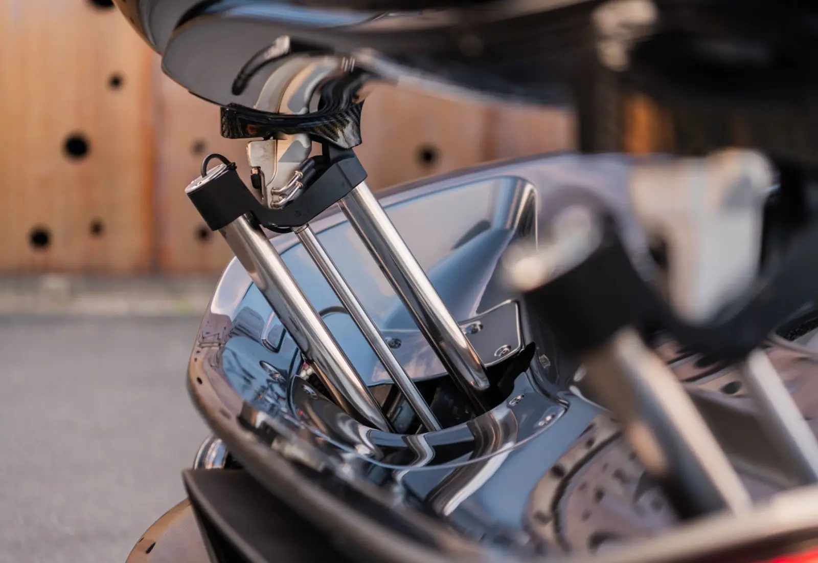 McLaren P1 * MSO * FULL CARBON * LIFT * MERIDIAN * 1 OF 375 *  - 125471