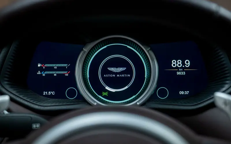 Aston Martin DB11 4.0 V8 * 9.564 km * INSPEKTION NEU * B&amp;O * 360 *  - 165675