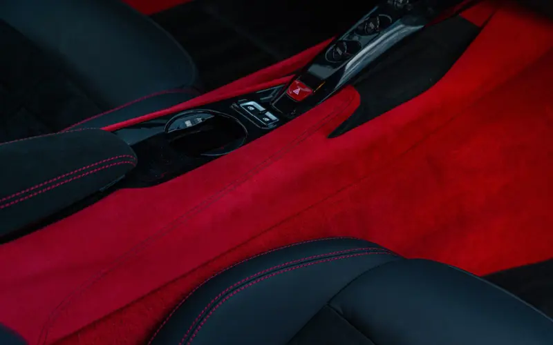 Ferrari F12 Berlinetta * ALCANTARA * CUSTOM * CARBON *  - 137189