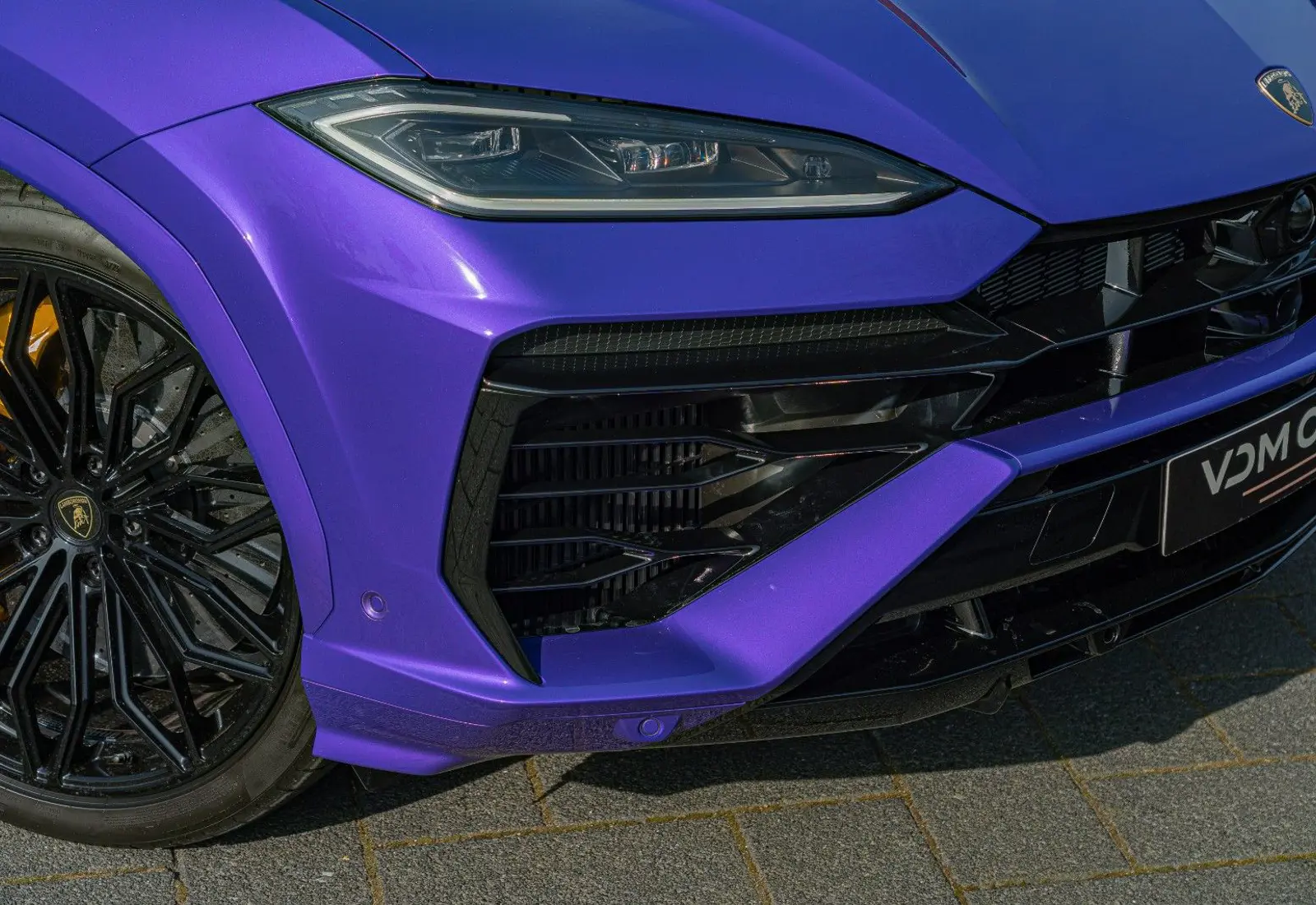 Lamborghini Urus SE * AD PERSONAM * VIOLA HONGKONG * MASSAGE * VOLL - 135941