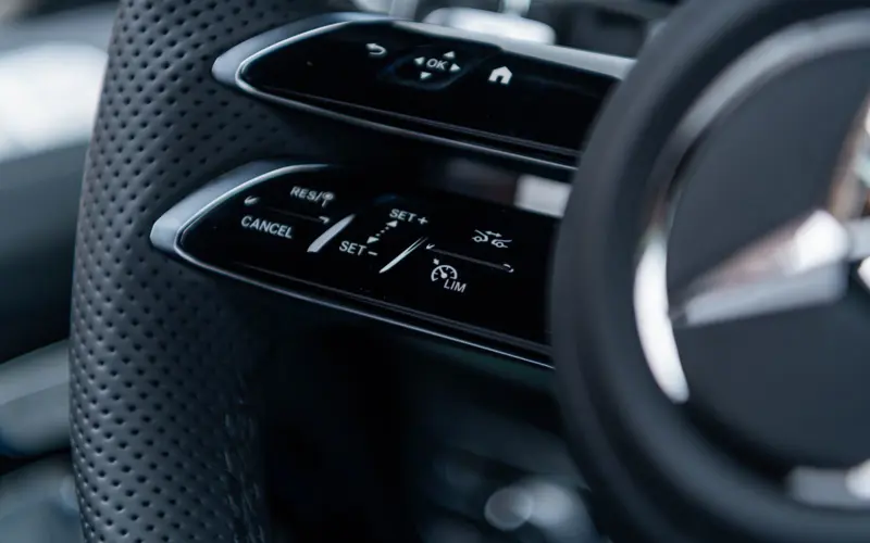 Mercedes-Benz G 450 d AMG Line * Exclusive * Night * Massage * CarPla - 119367