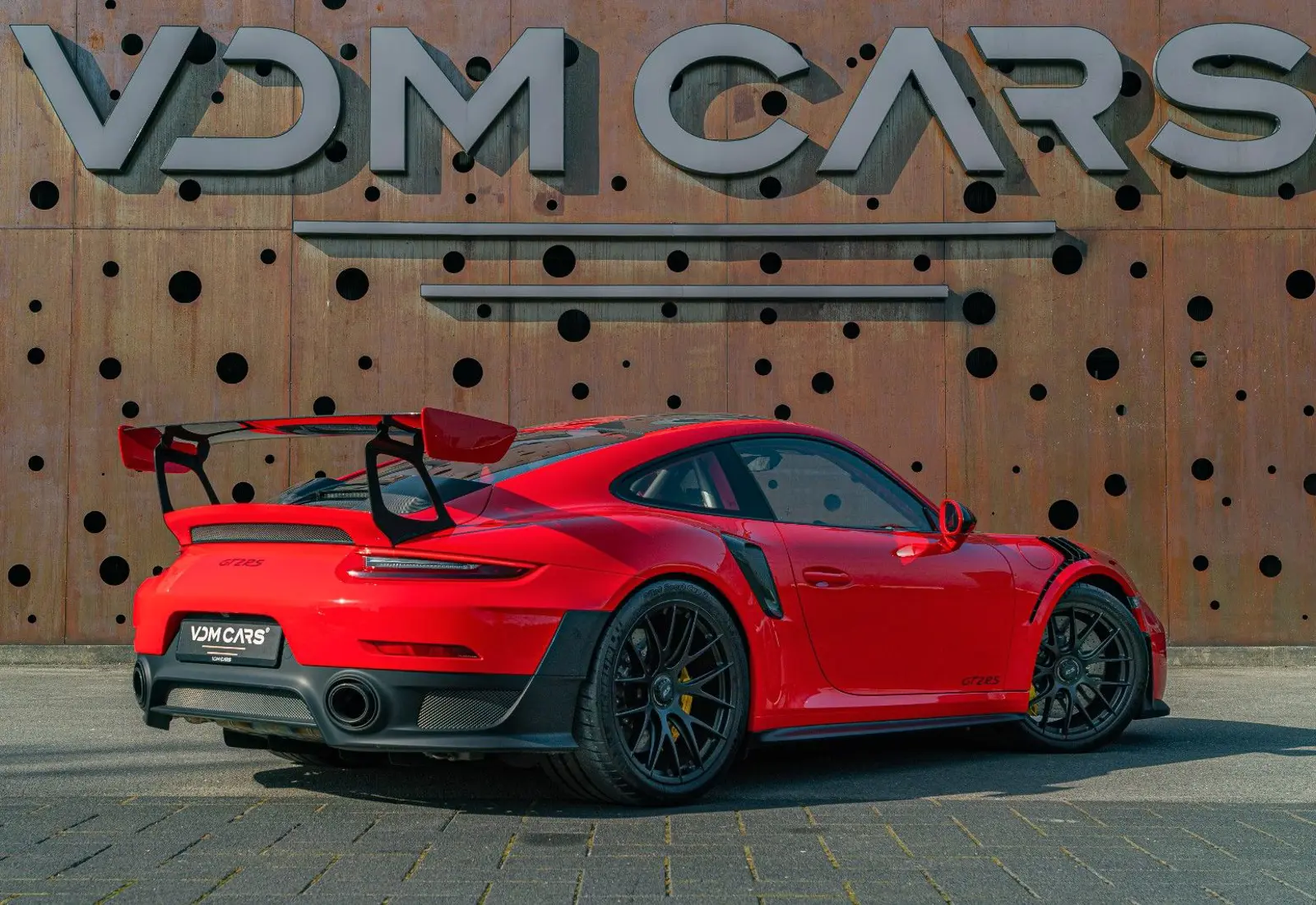 Porsche 911 GT2 RS * WEISSACH * 1.OWNER * ONLY 732KM * NEW - 135684