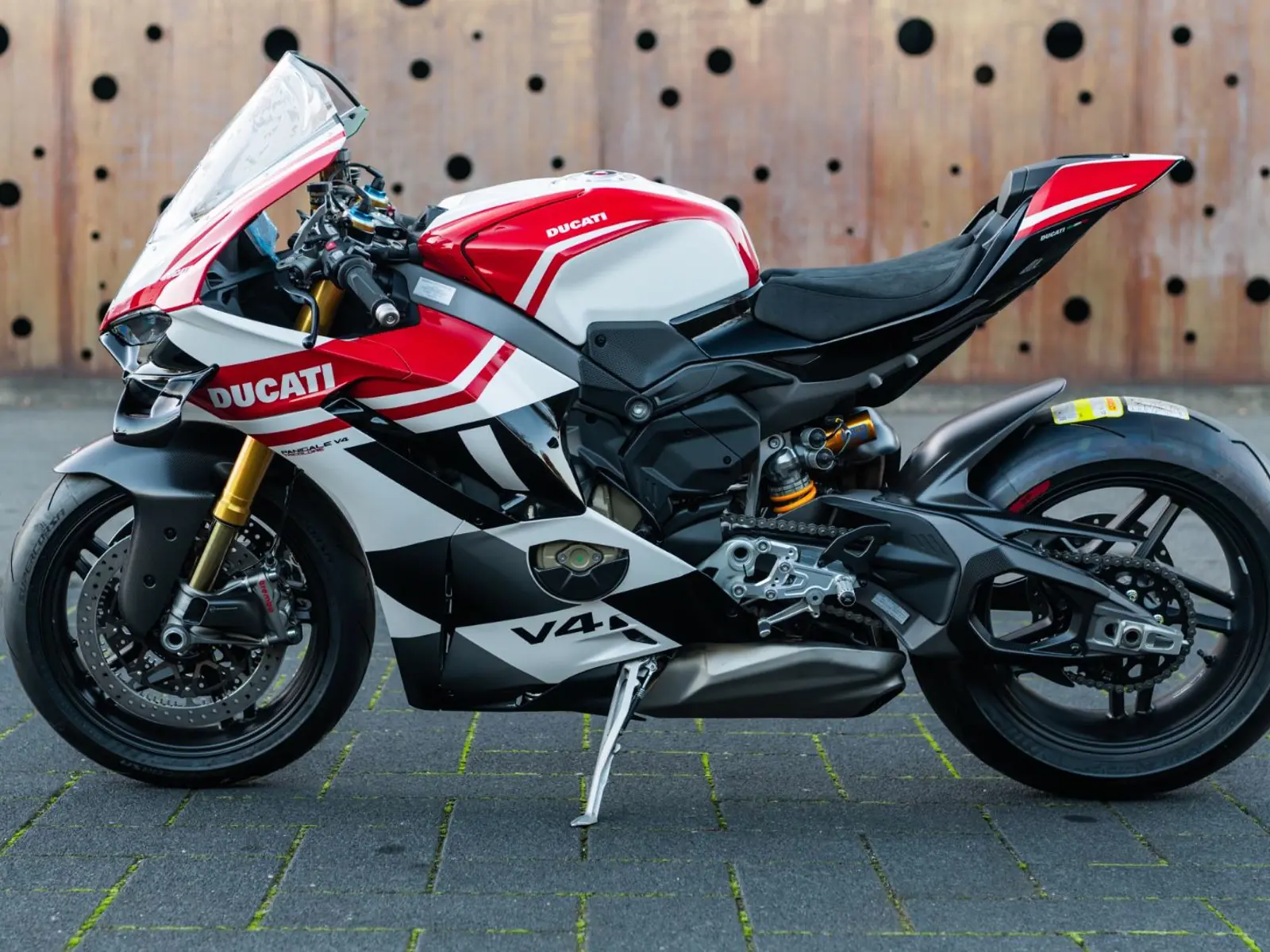 Ducati Panigale V4 Tricolore * LIMITED * 1 OF 1000 * CORSE *  - 164616