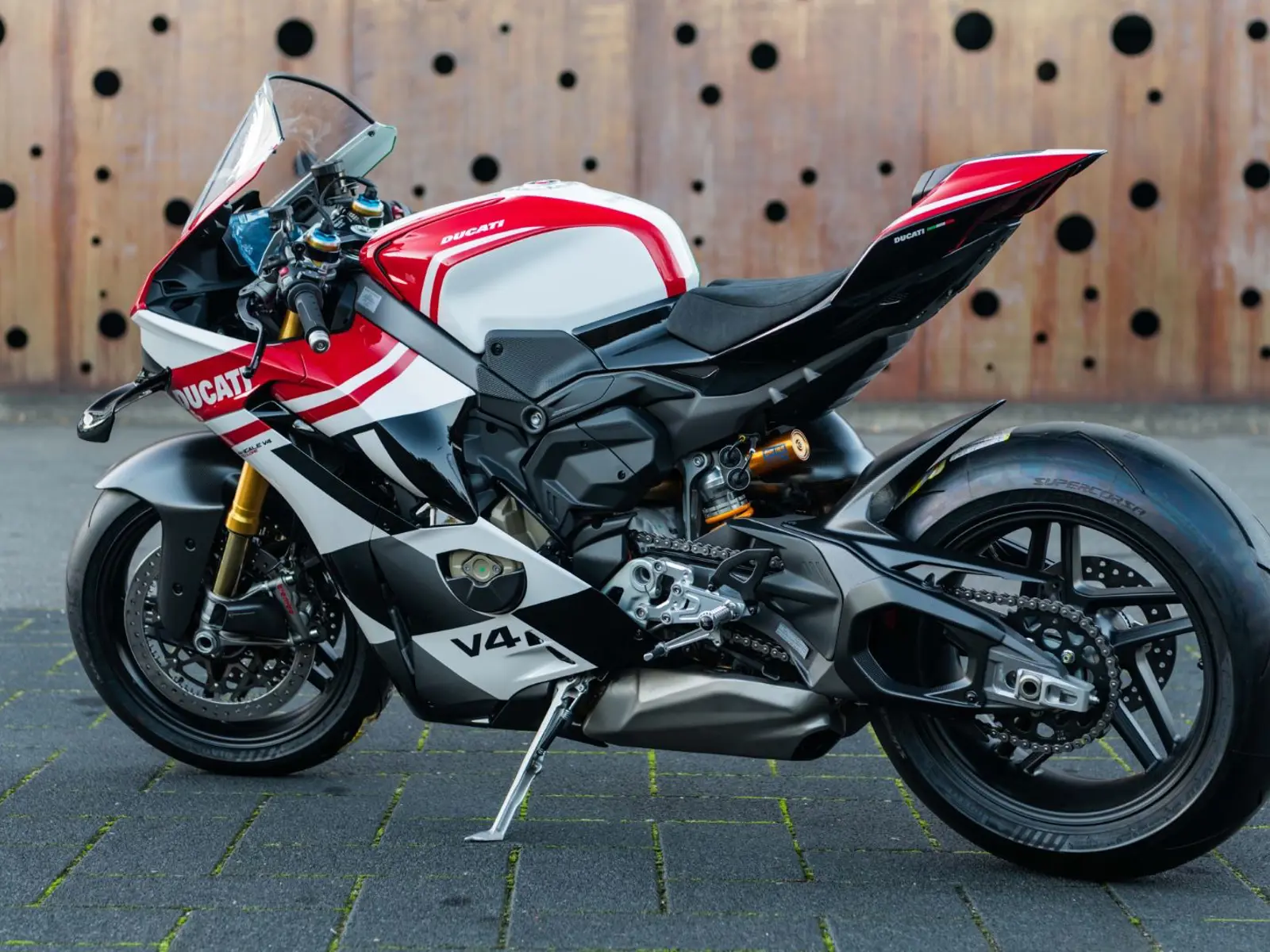 Ducati Panigale V4 Tricolore * LIMITED * 1 OF 1000 * CORSE *  - 164617