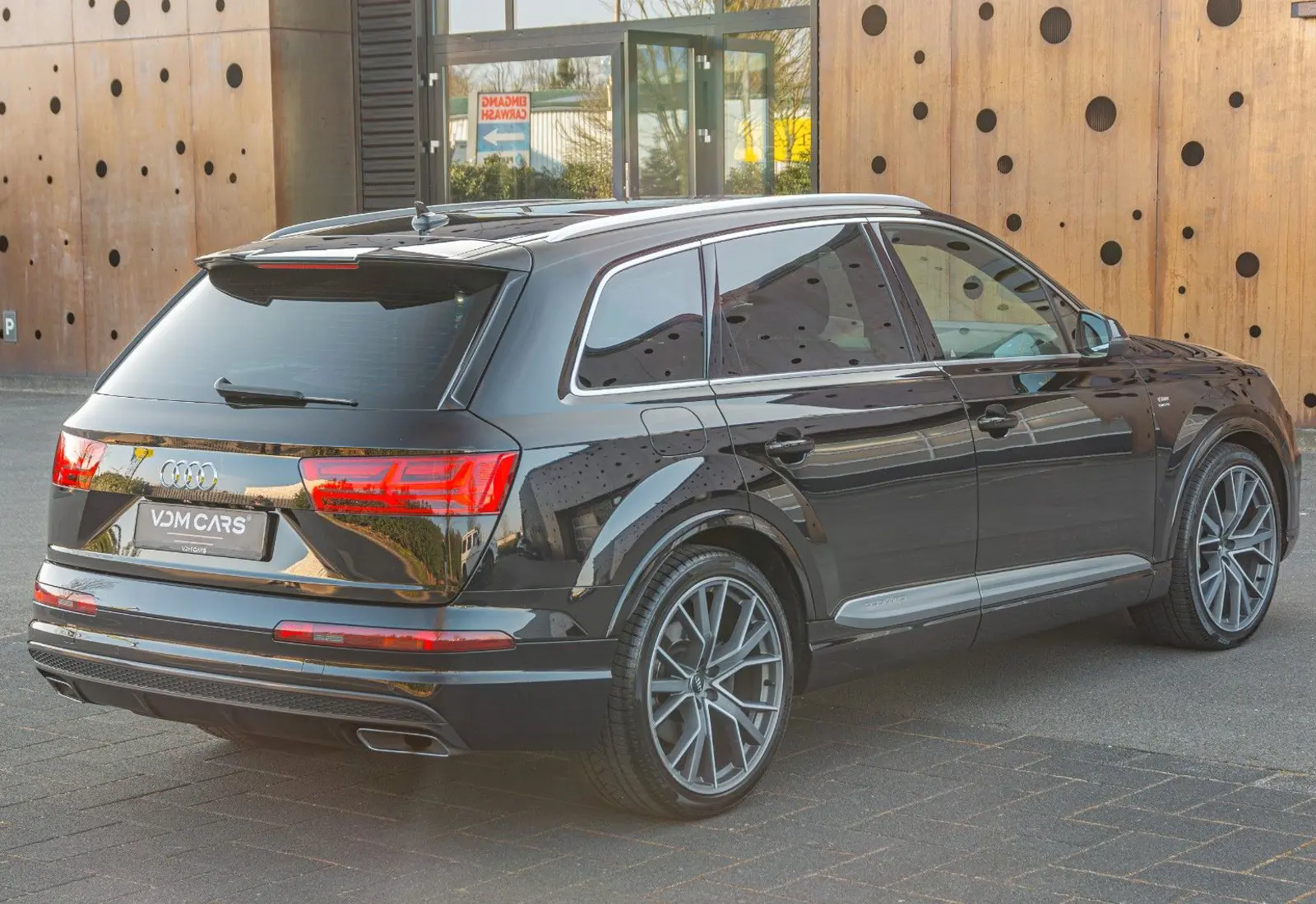 Audi Q7 3.0 TDI quattro * 7-SITZER * S-LINE * WARTUNG NEU *  - 81243