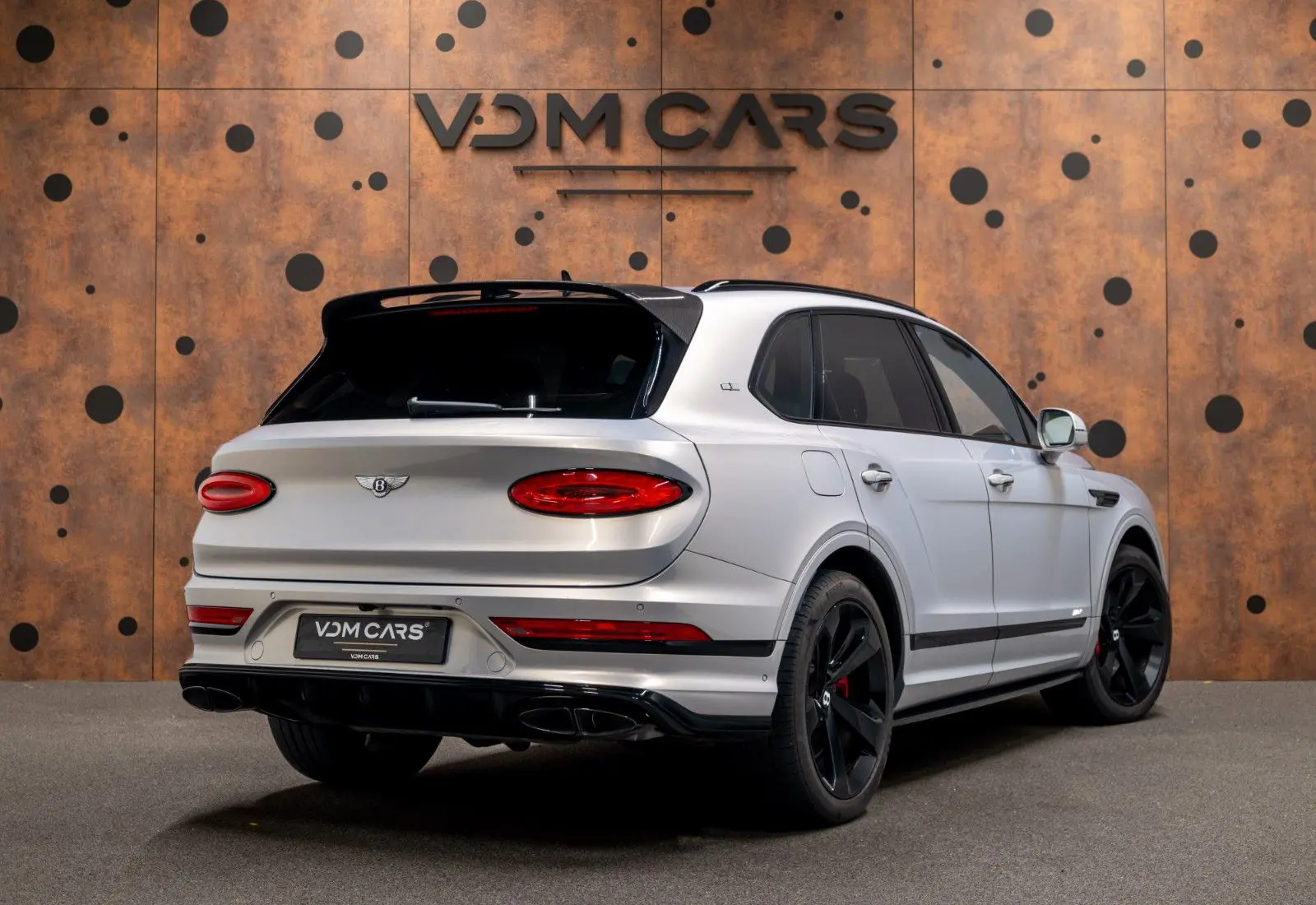 Bentley Bentayga 3.0 Hybrid 4WD * FIRST EDITION * NAIM *  - 135271