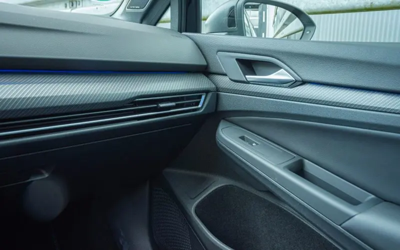 Volkswagen Golf VIII R 4Motion * AKRAPOVIC * STAGE 2 * PANO * PERF - 127658