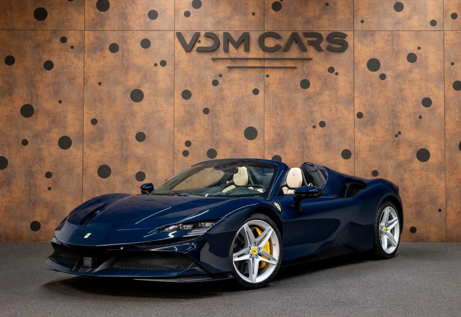 Ferrari SF90 Spider * LIFT * L-RACESEATS * CAMERA *  - 110630