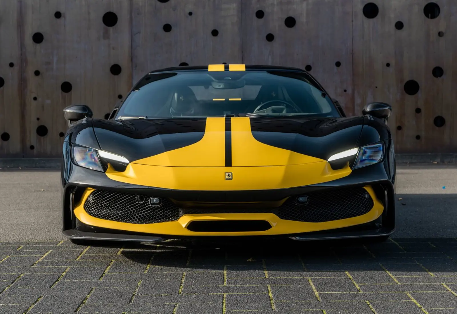 Ferrari 296 GTB NOVITEC N-LARGO * Assetto Fiorano * 1 / 15 *  - 122331