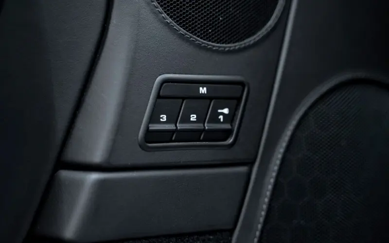 Porsche 911 Speedster * 1of356 * Memory * BOSE * PCCB * SportChro - 122919