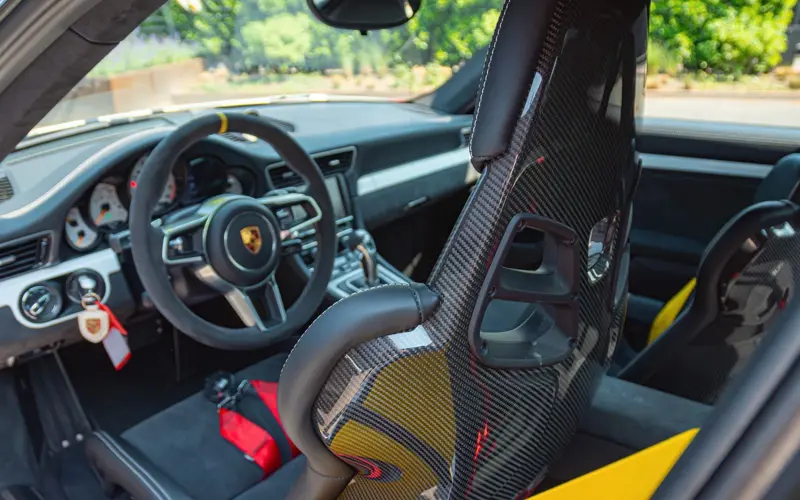 Porsche 911 GT3 RS * 923 KM * 1. BESITZER * PCCB * CARBON * MWST - 101880