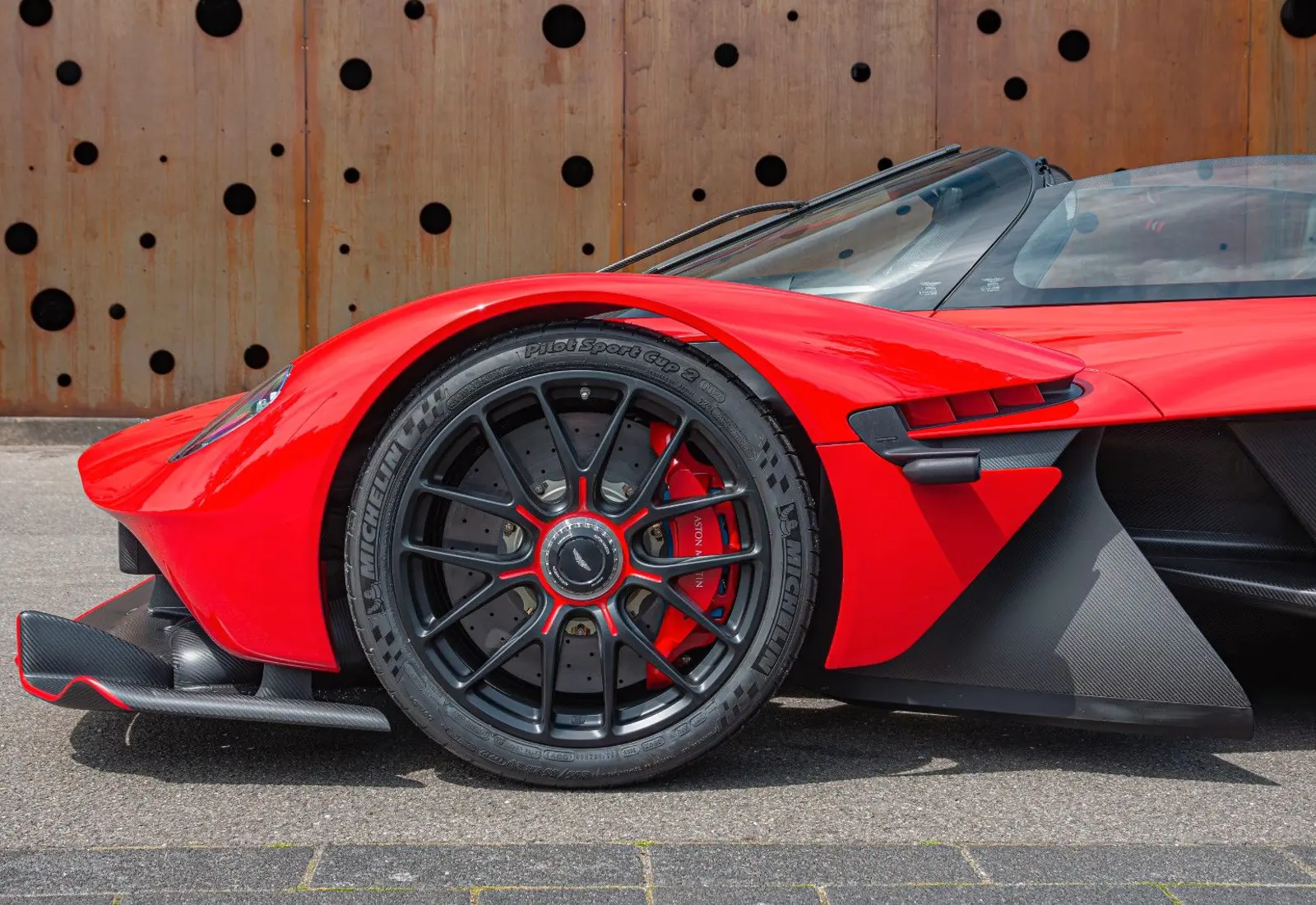 Aston Martin Valkyrie SPIDER * Q-COMMISSION * COLLECTOR PLAN *  - 103187