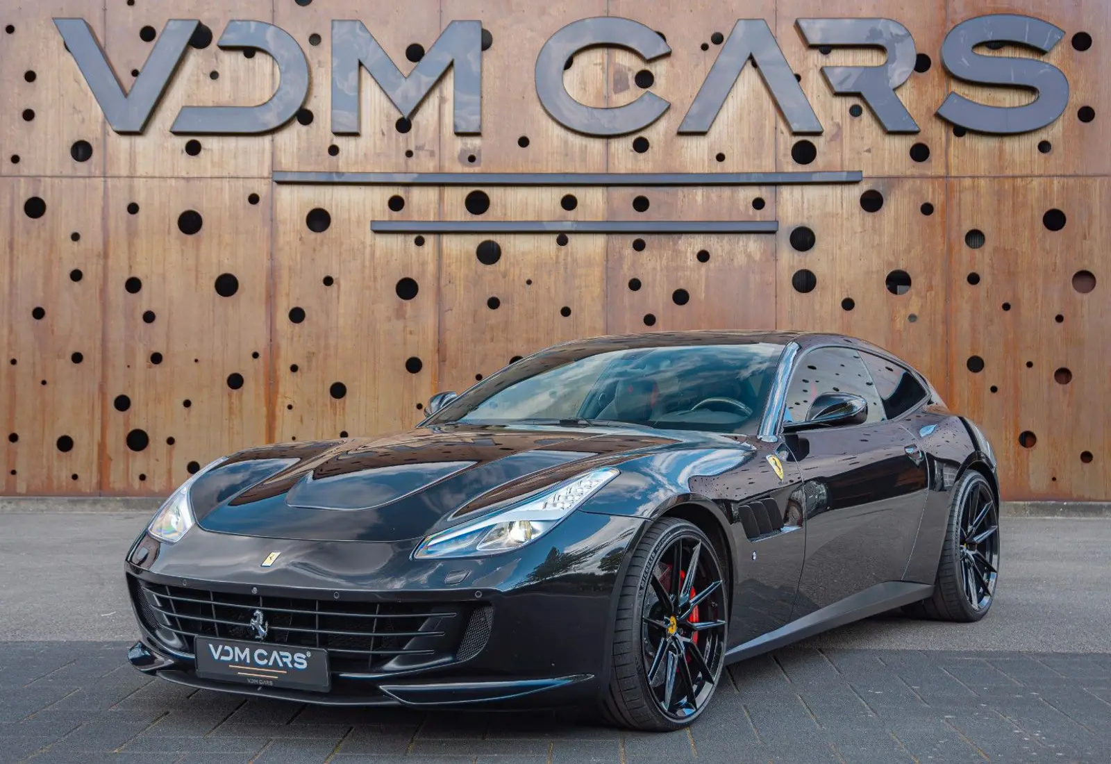 Ferrari GTC4Lusso V12 * NOVITEC * CARPLAY * P.DISPLAY * PANO * VO - 96746