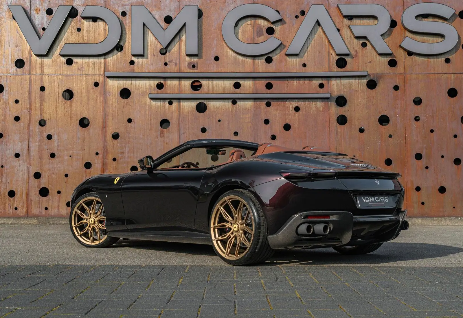 Ferrari Roma Spider * SPECIAL COLOR * ADAS * VENT * 360 * VOLL *  - 136018