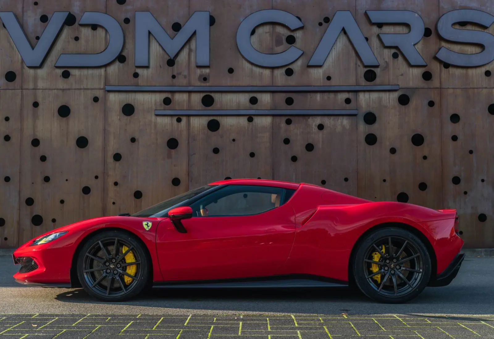 Ferrari 296 GTB * 1.HAND * CARBON * CARBON FELGEN * LIFT *  - 134417