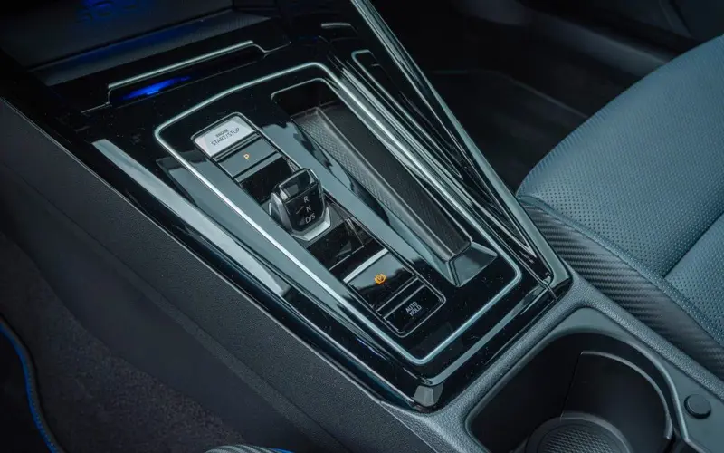 Volkswagen Golf VIII R 4Motion * AKRAPOVIC * STAGE 2 * PANO * PERF - 127656